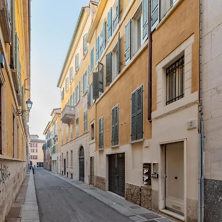 Appartamento Piazza Vittoria Monolocale - Affitti Brevi Italia *